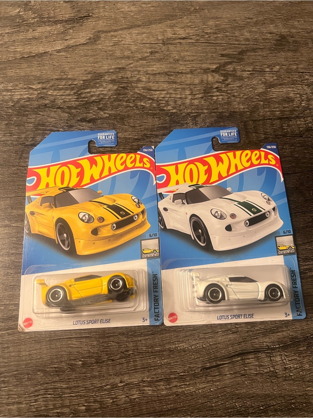 Hot Wheels Lotus Sport Elise Bundle – 2 Car Lot – New on Card